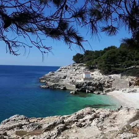 Istria * Перой